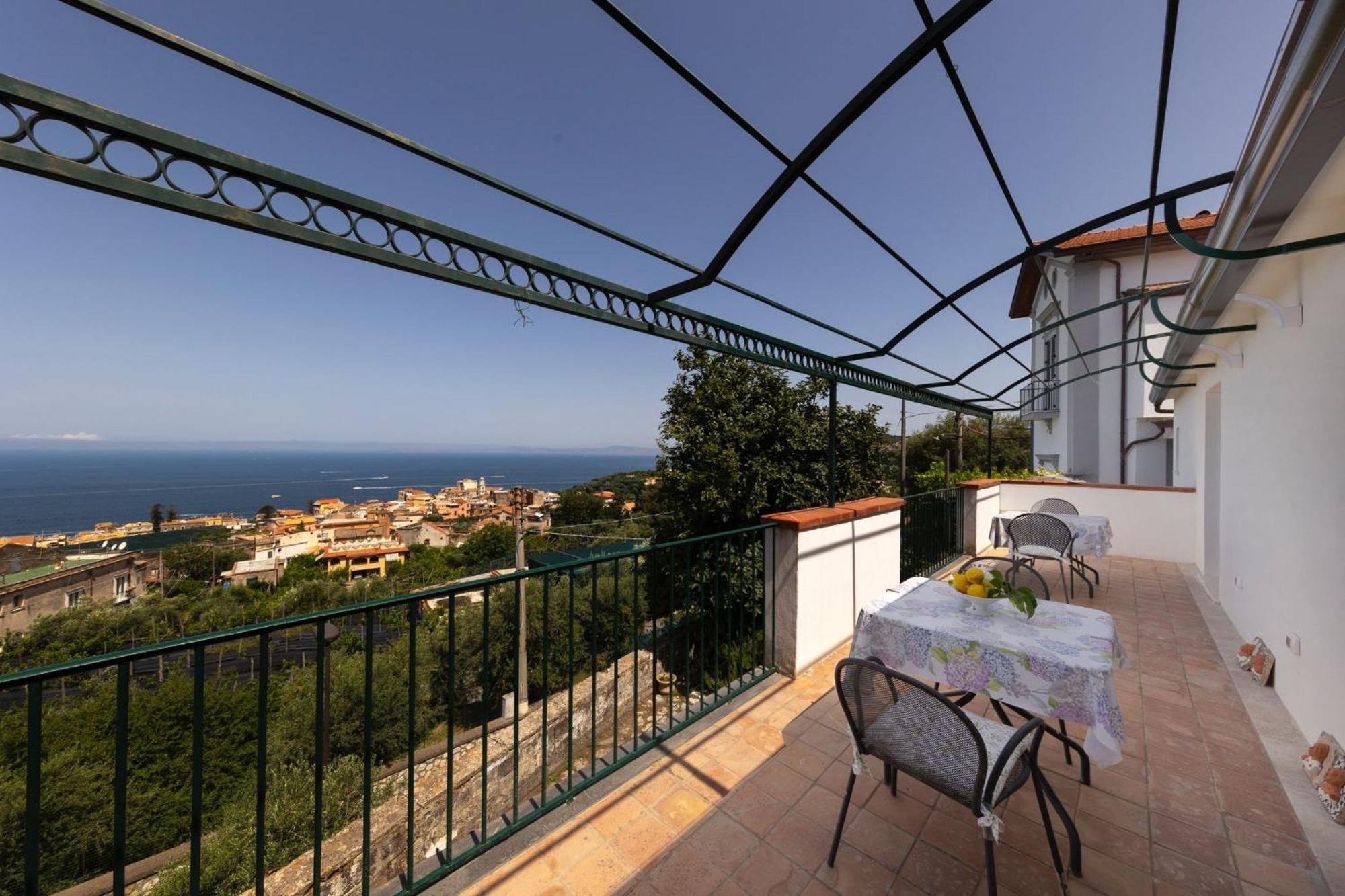 Villa Mundis Relais Масса-Лубренсе Экстерьер фото