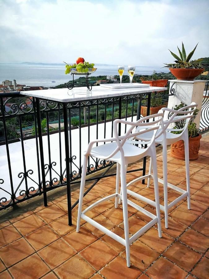 Villa Mundis Relais Масса-Лубренсе Экстерьер фото
